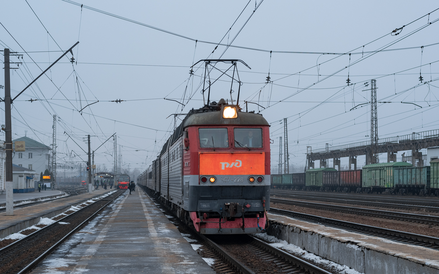 ЧС7-226