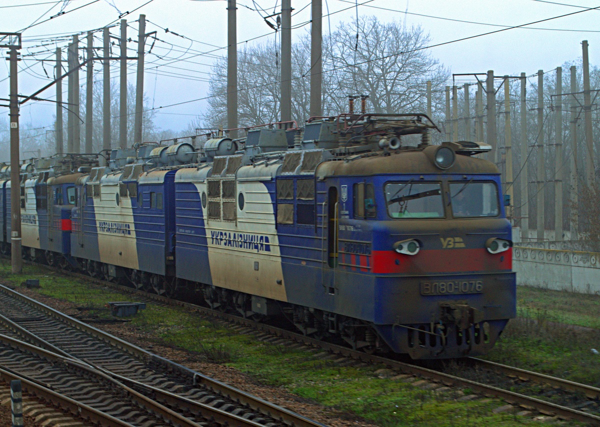 ВЛ80Т-1076