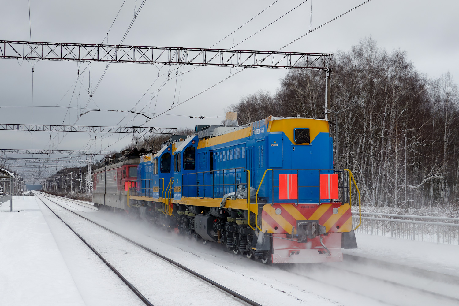 ТЭМ18ДМ-3621