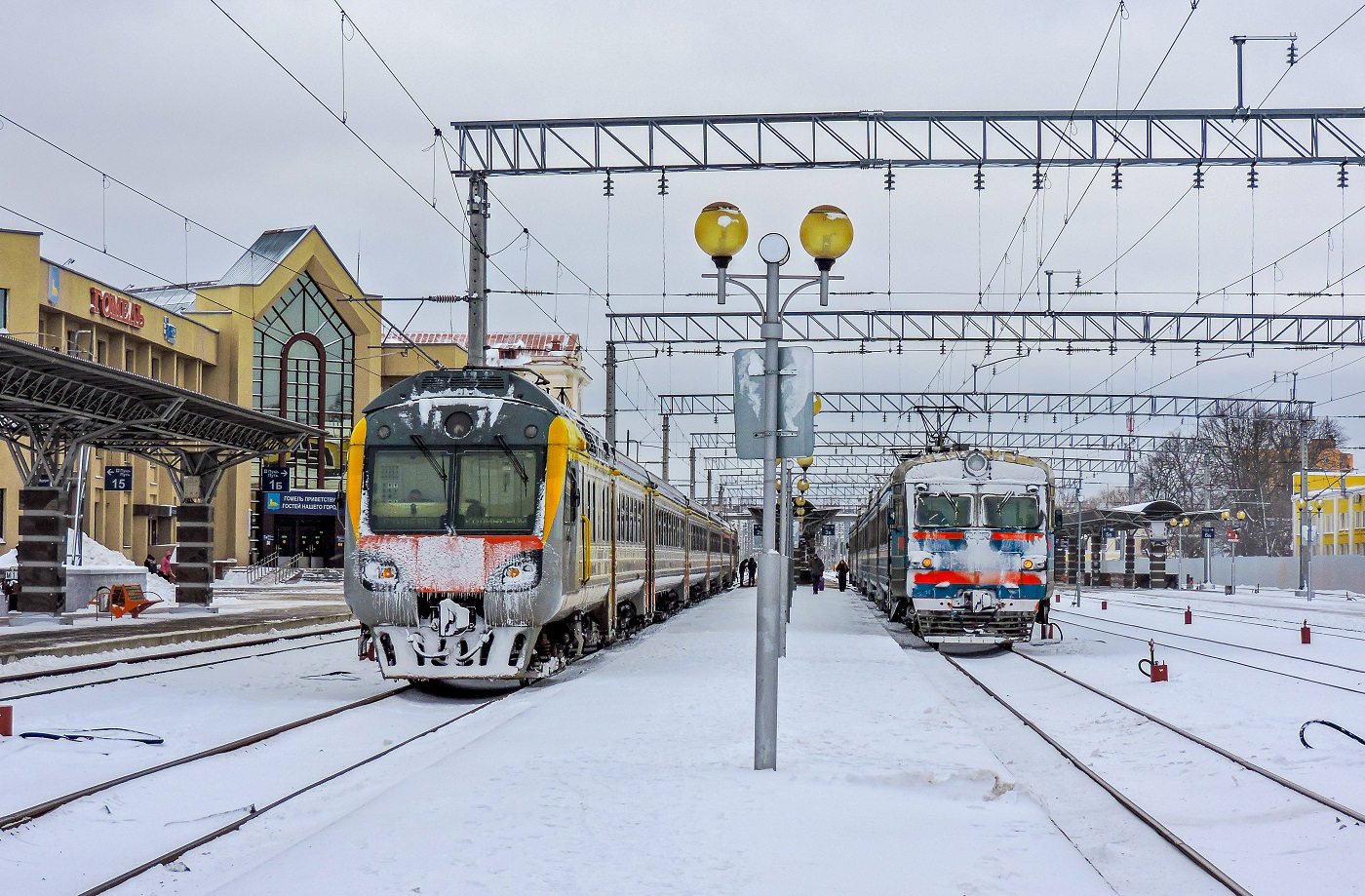 ДР1Б-500; ЭР9Е-4031