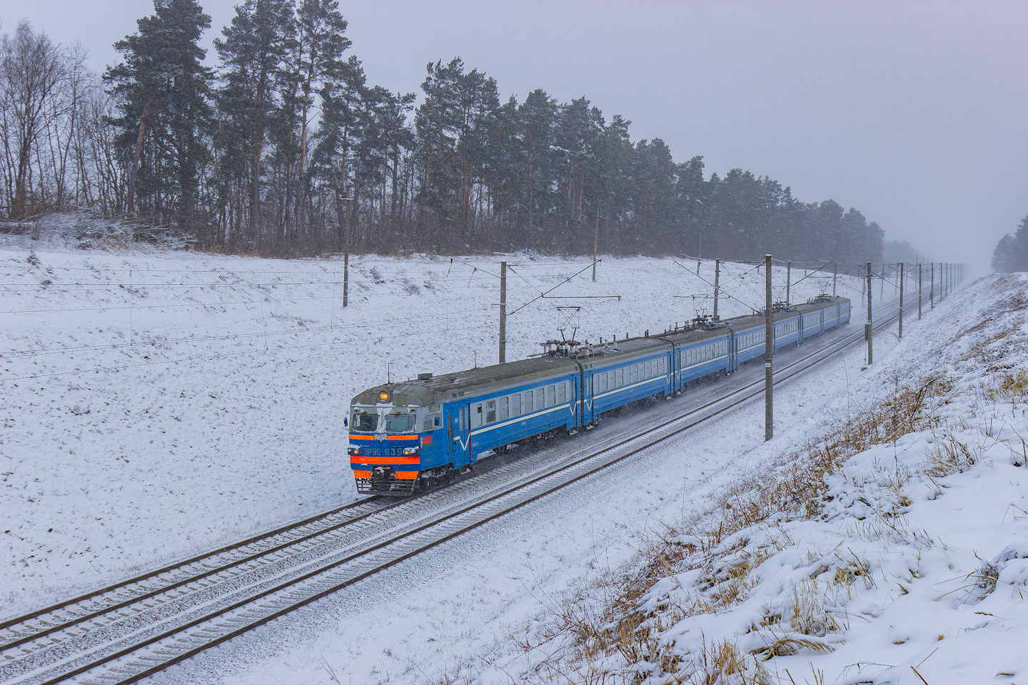 ЭР9Е-639