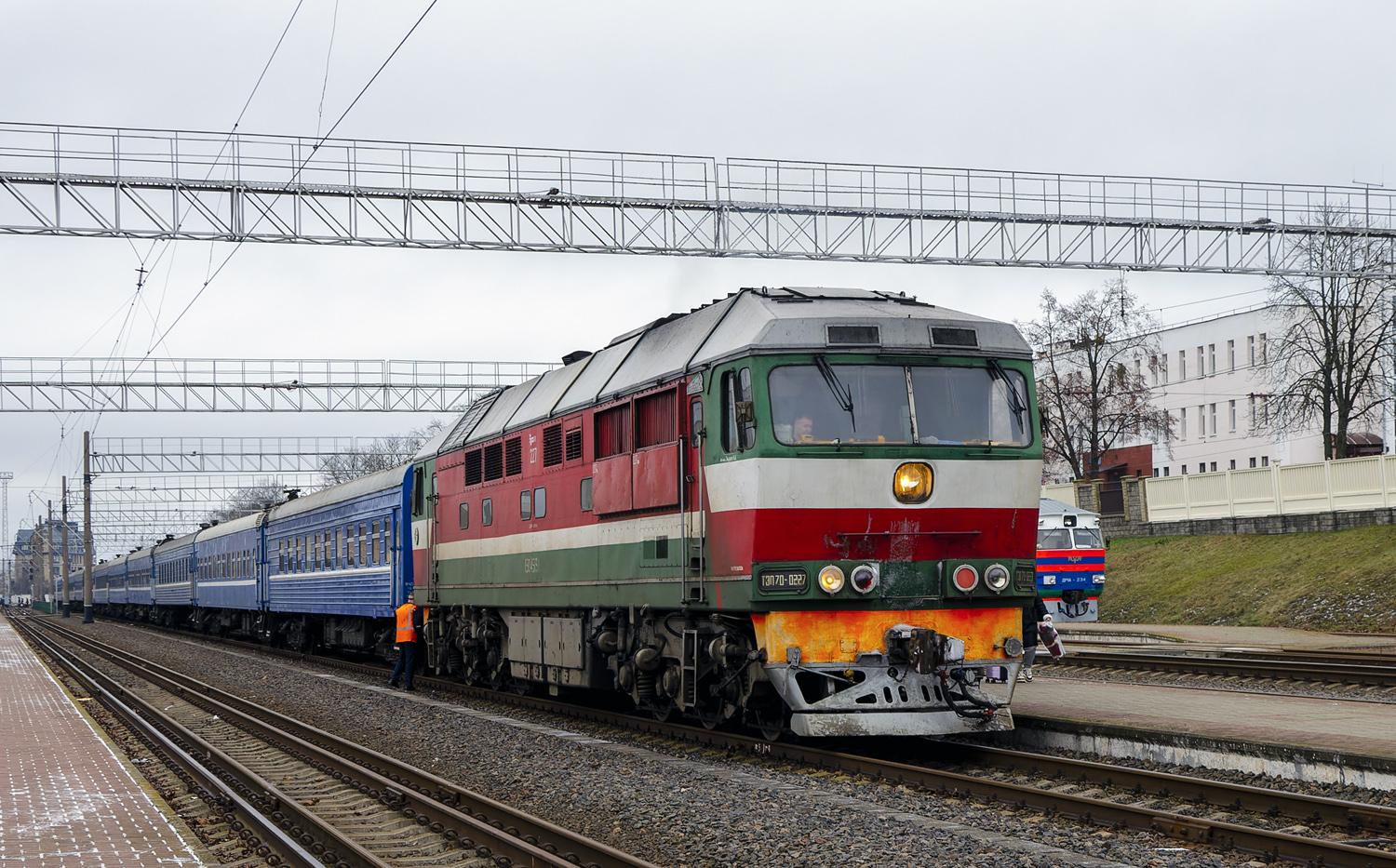 ТЭП70-0227
