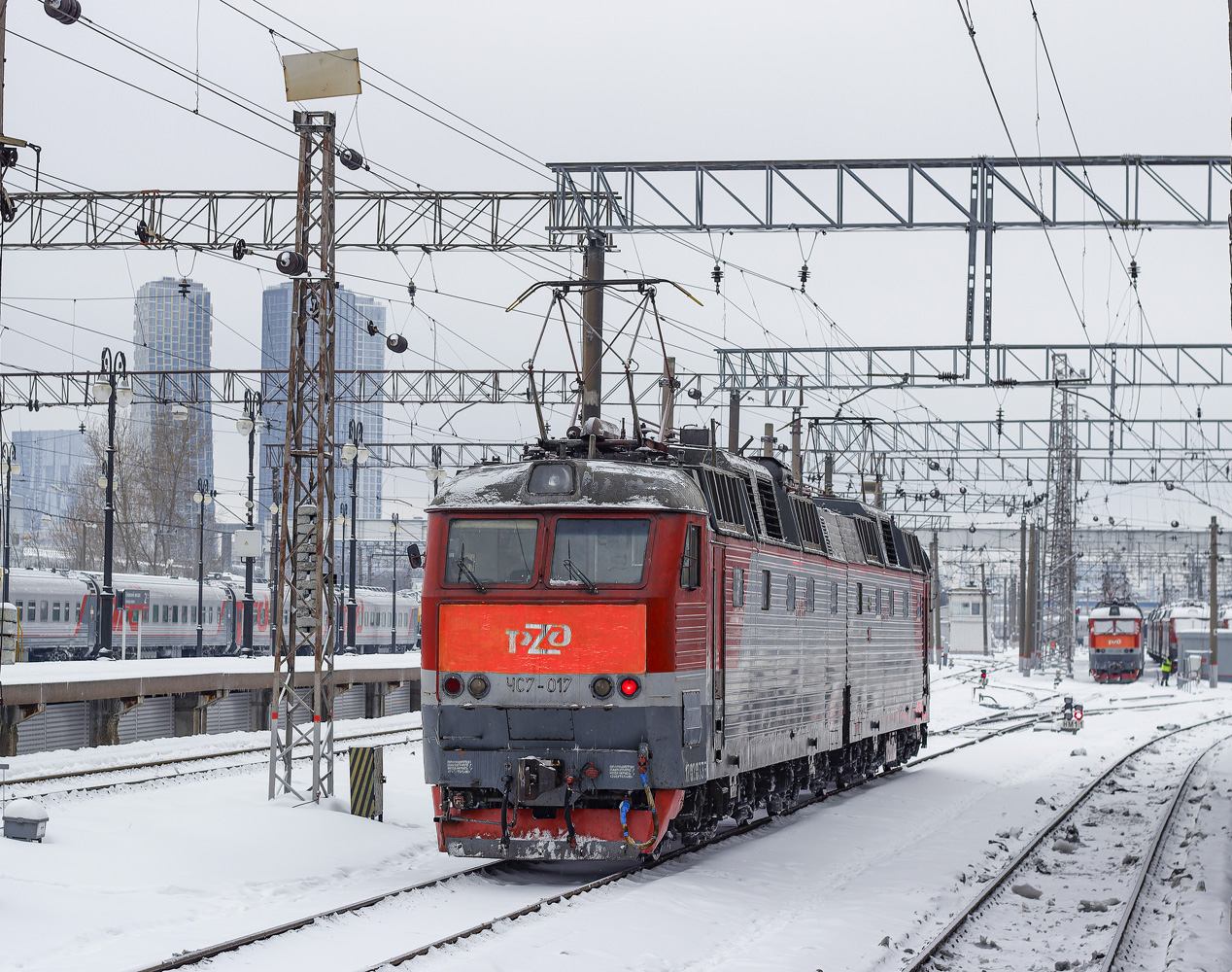 ЧС7-017