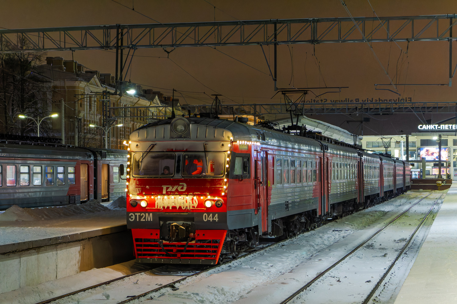 ЭТ2М-044