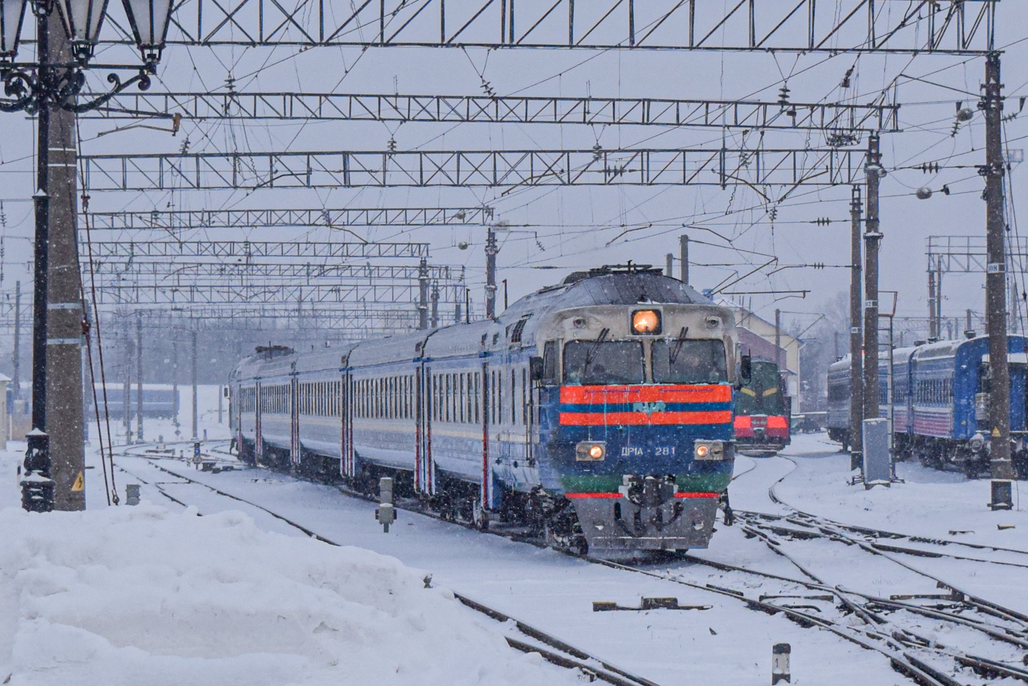 ДР1А-281