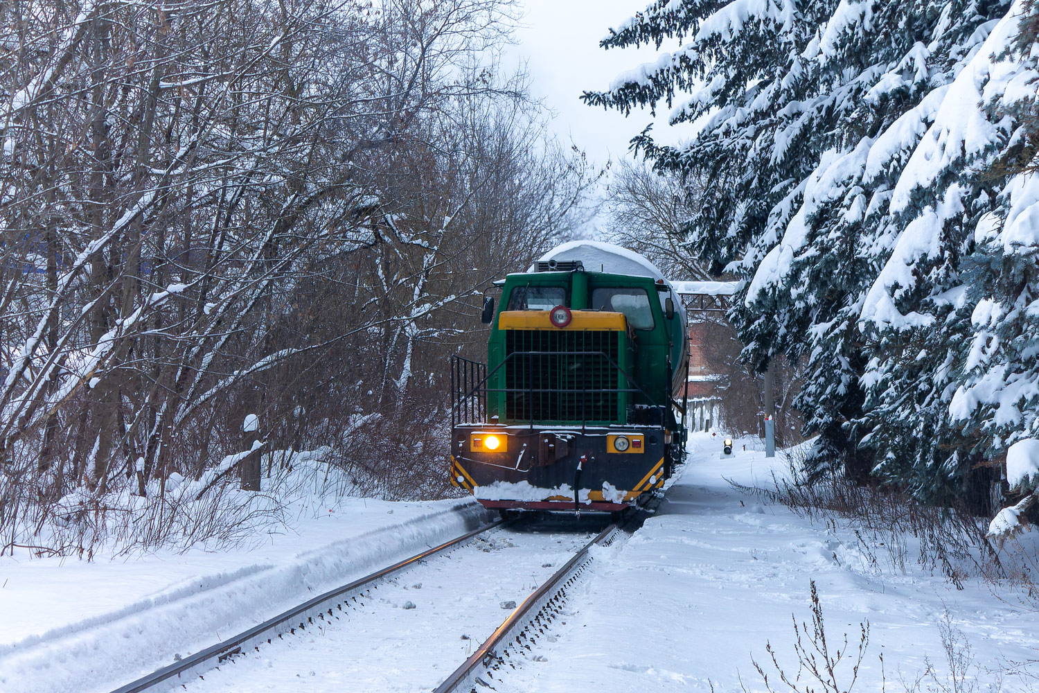 ТГМ40-0869
