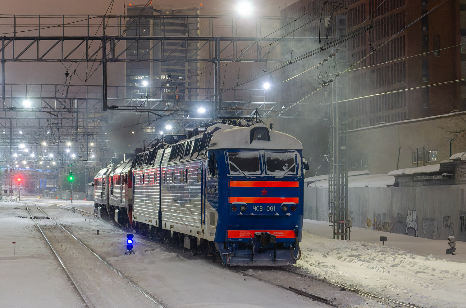 ЧС8-061