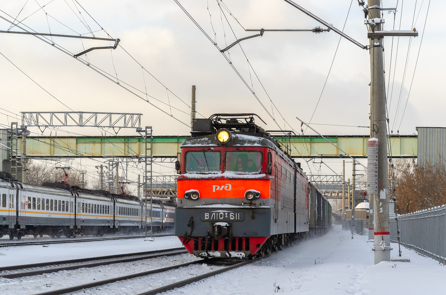 ВЛ10У-611