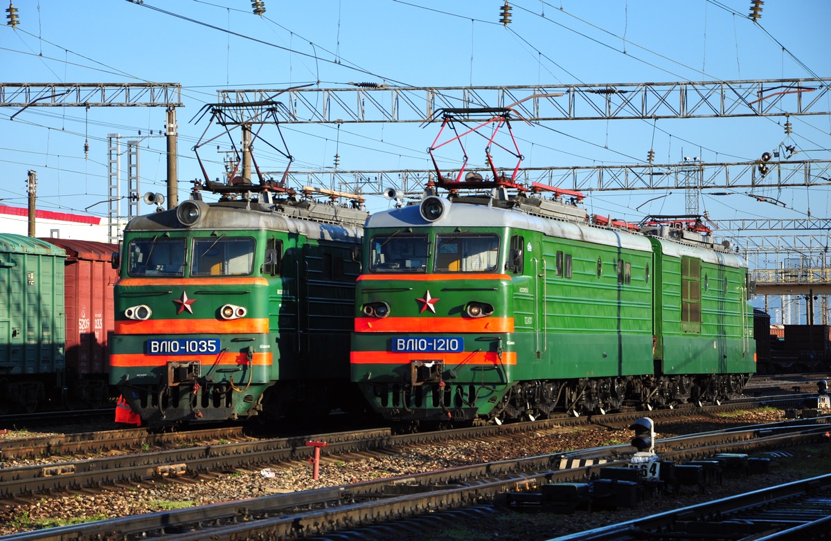 ВЛ10-1035; ВЛ10-1210