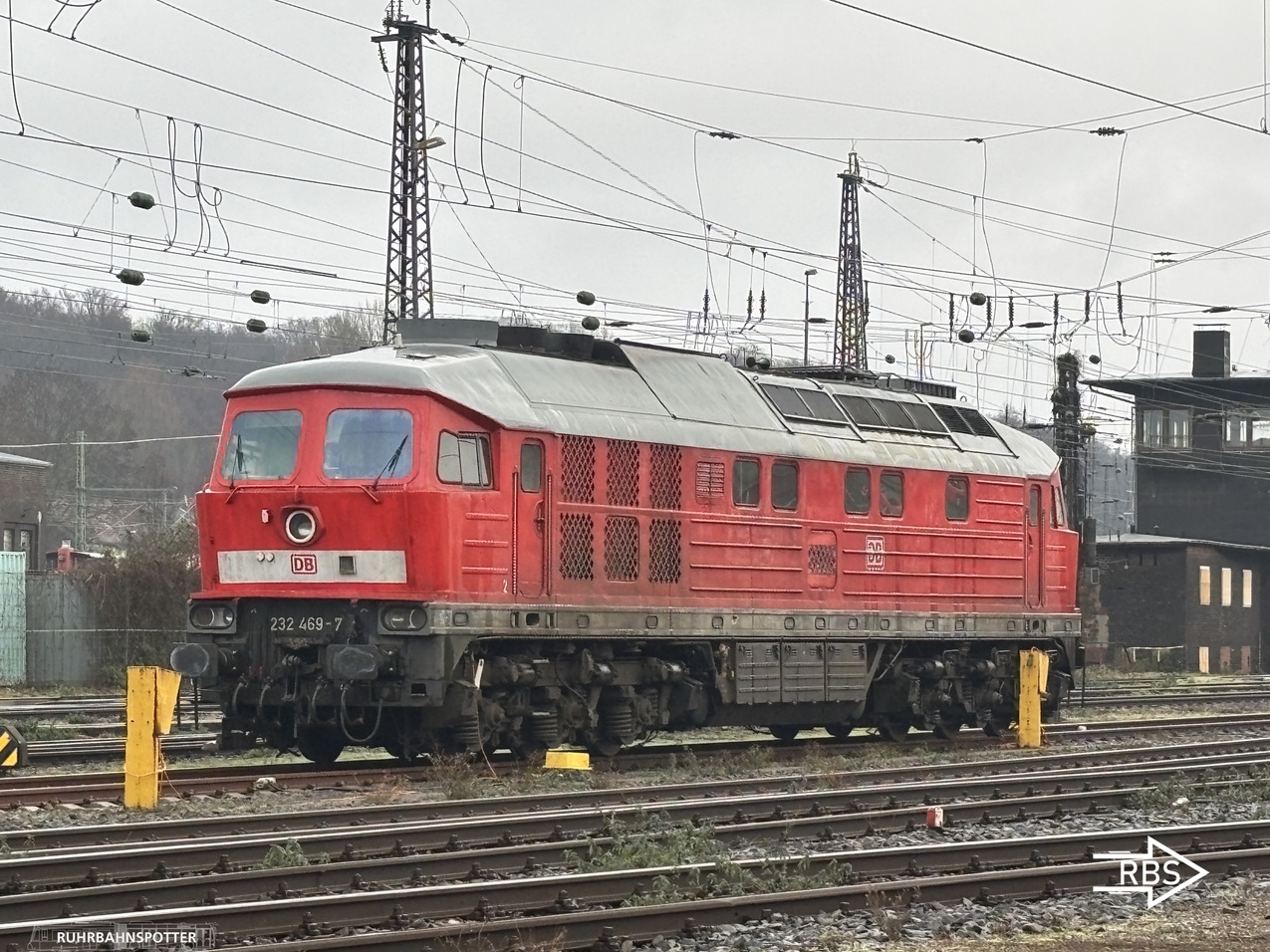 232 469-7