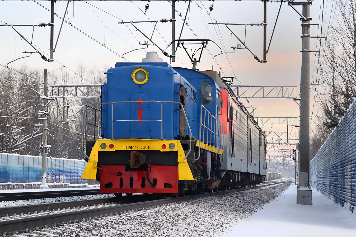 ТГМ4-881