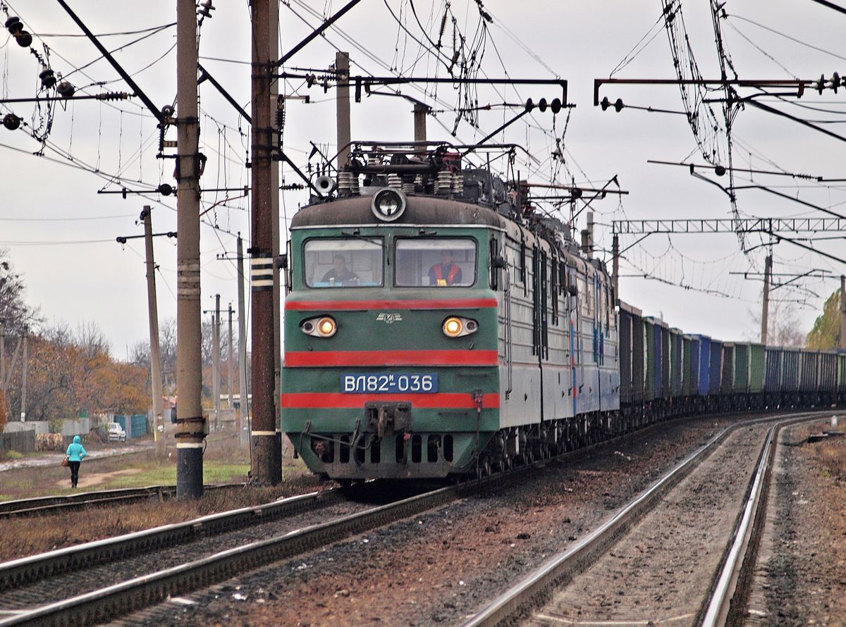 ВЛ82М-036