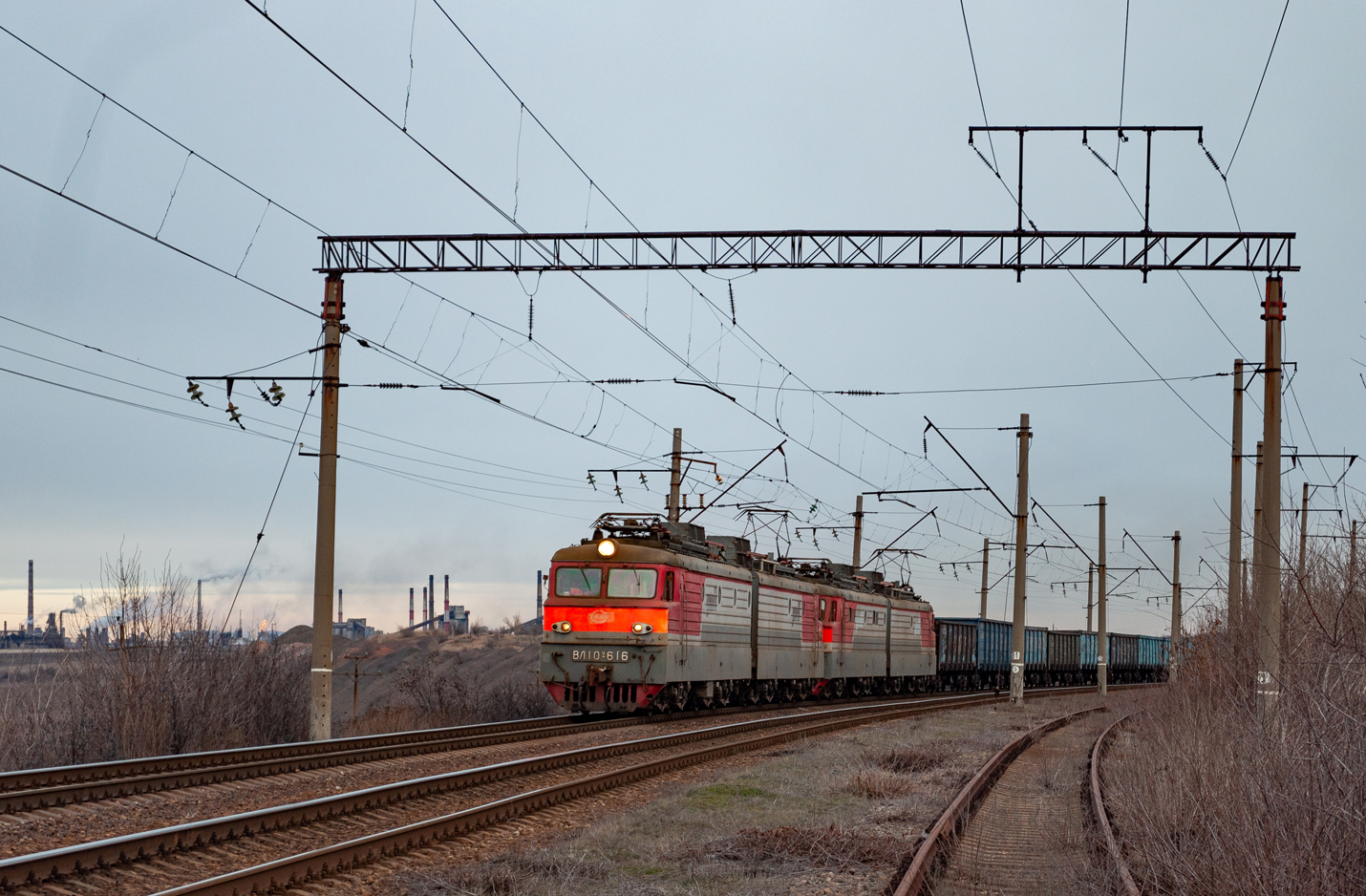 ВЛ10У-616
