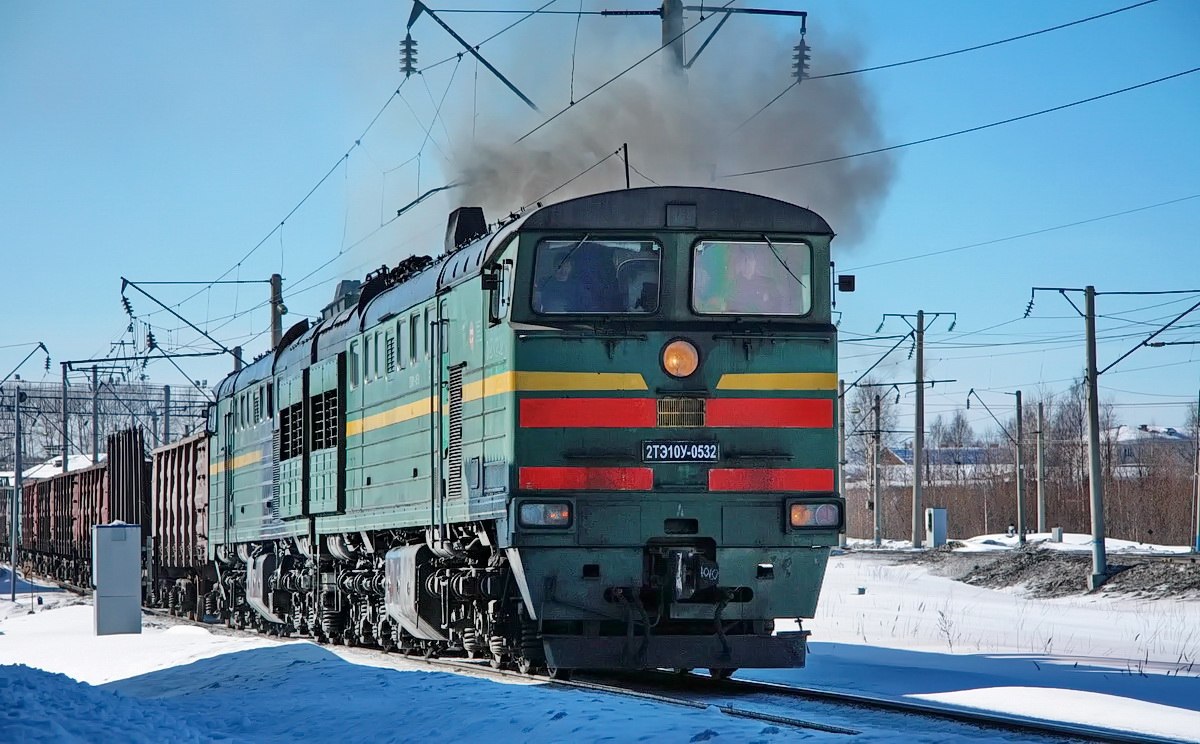 2ТЭ10У-0532