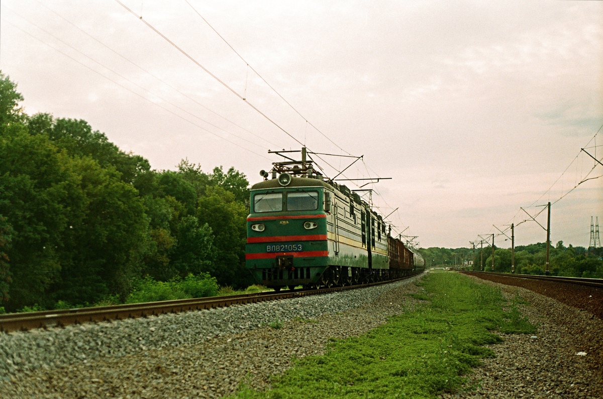 ВЛ82М-053