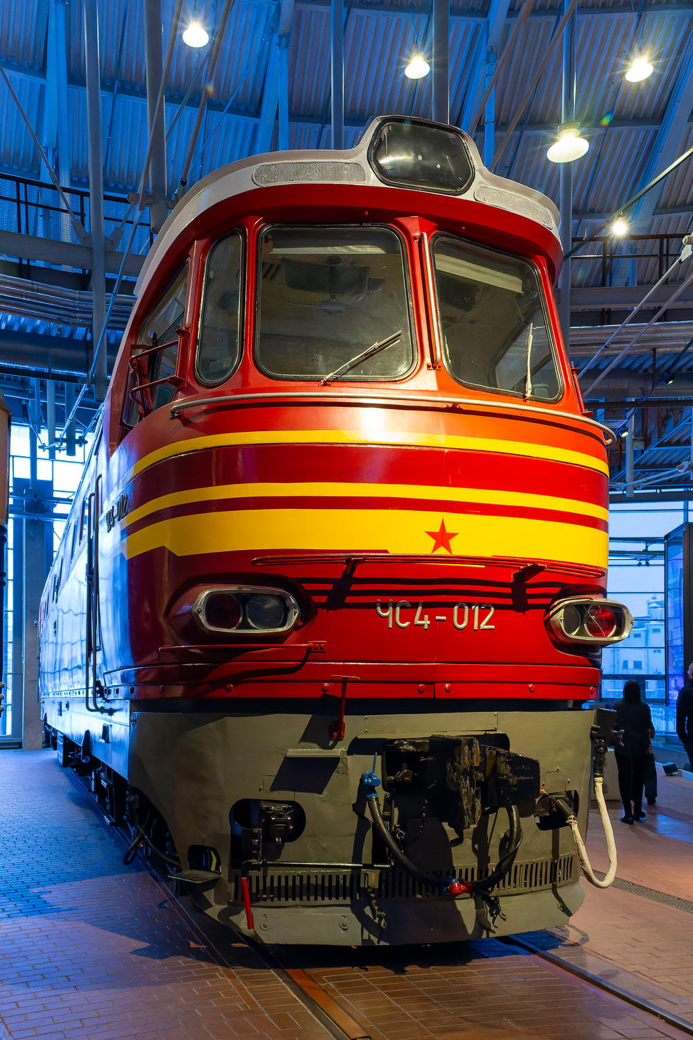 ЧС4-012