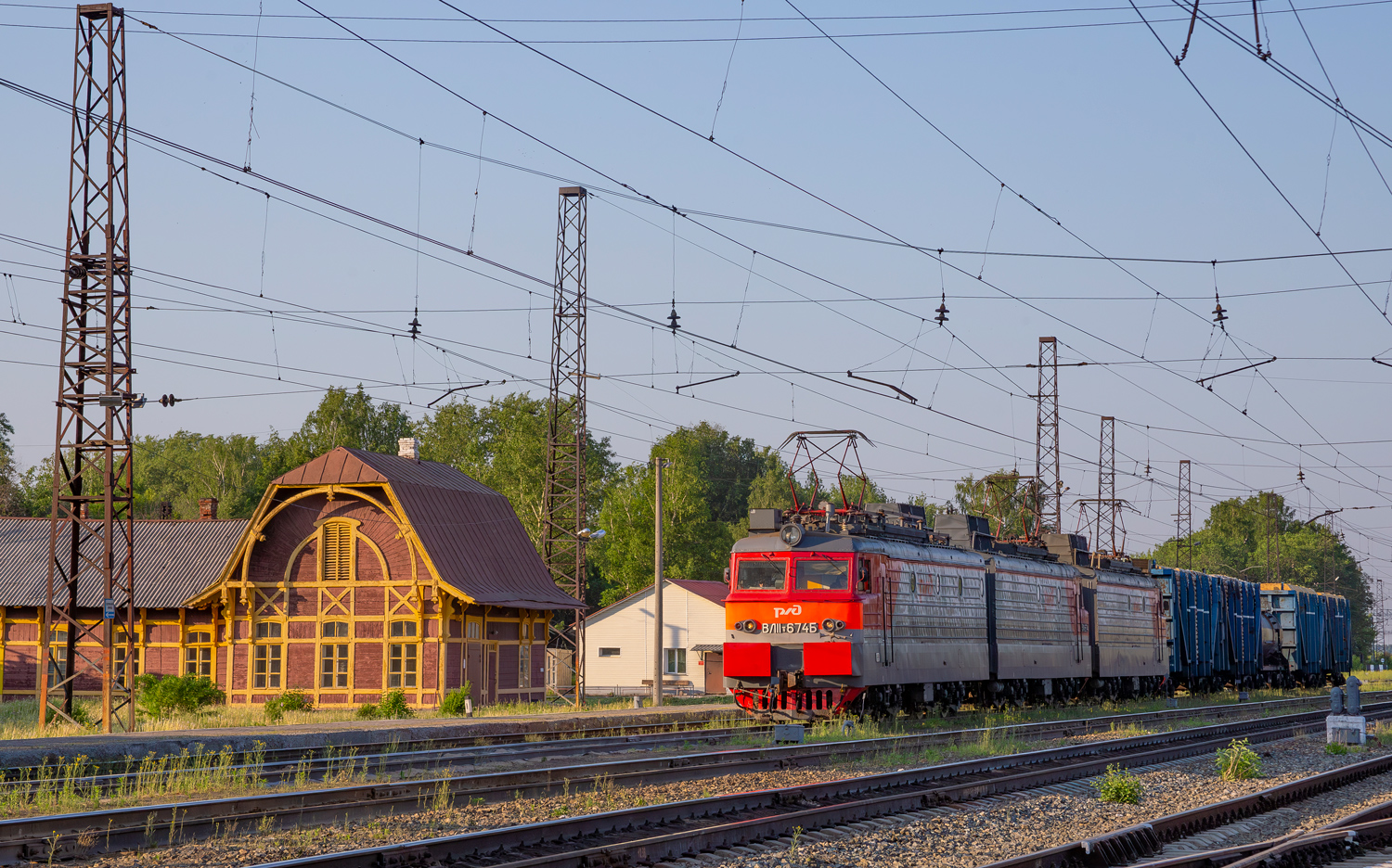 ВЛ11.8-674
