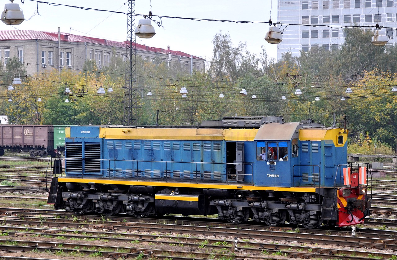 ТЭМ18Д-020