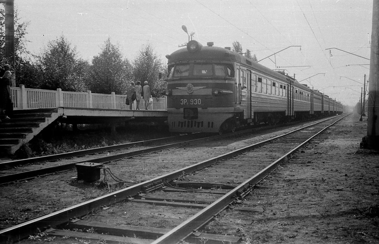ЭР2-930; Октябрьская железная дорога &mdash; Станции