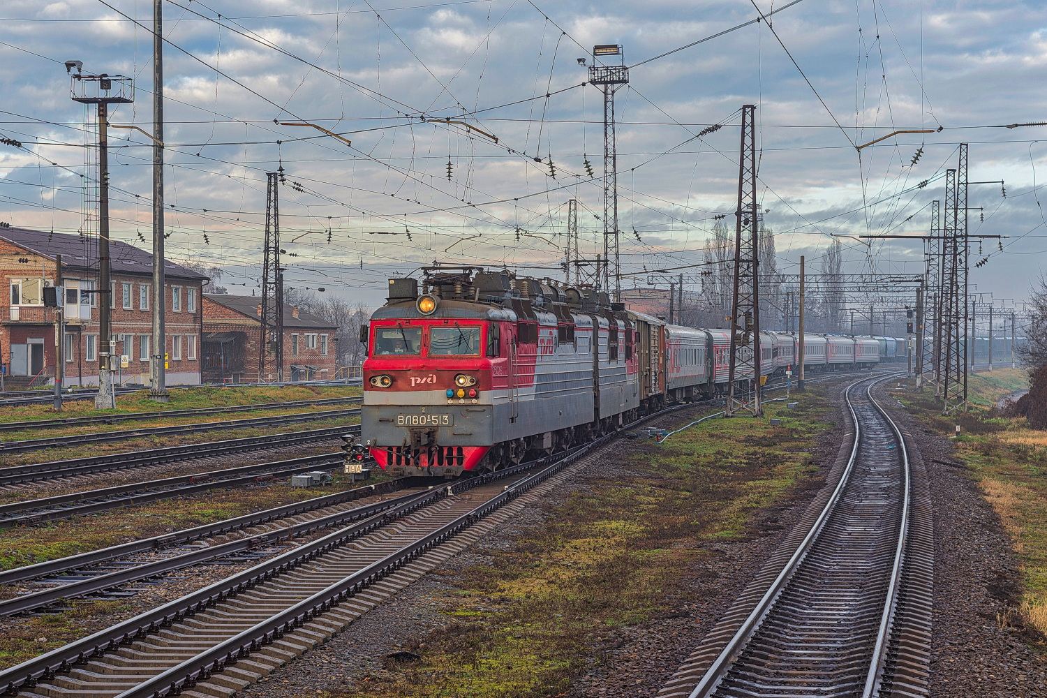 ВЛ80С-513