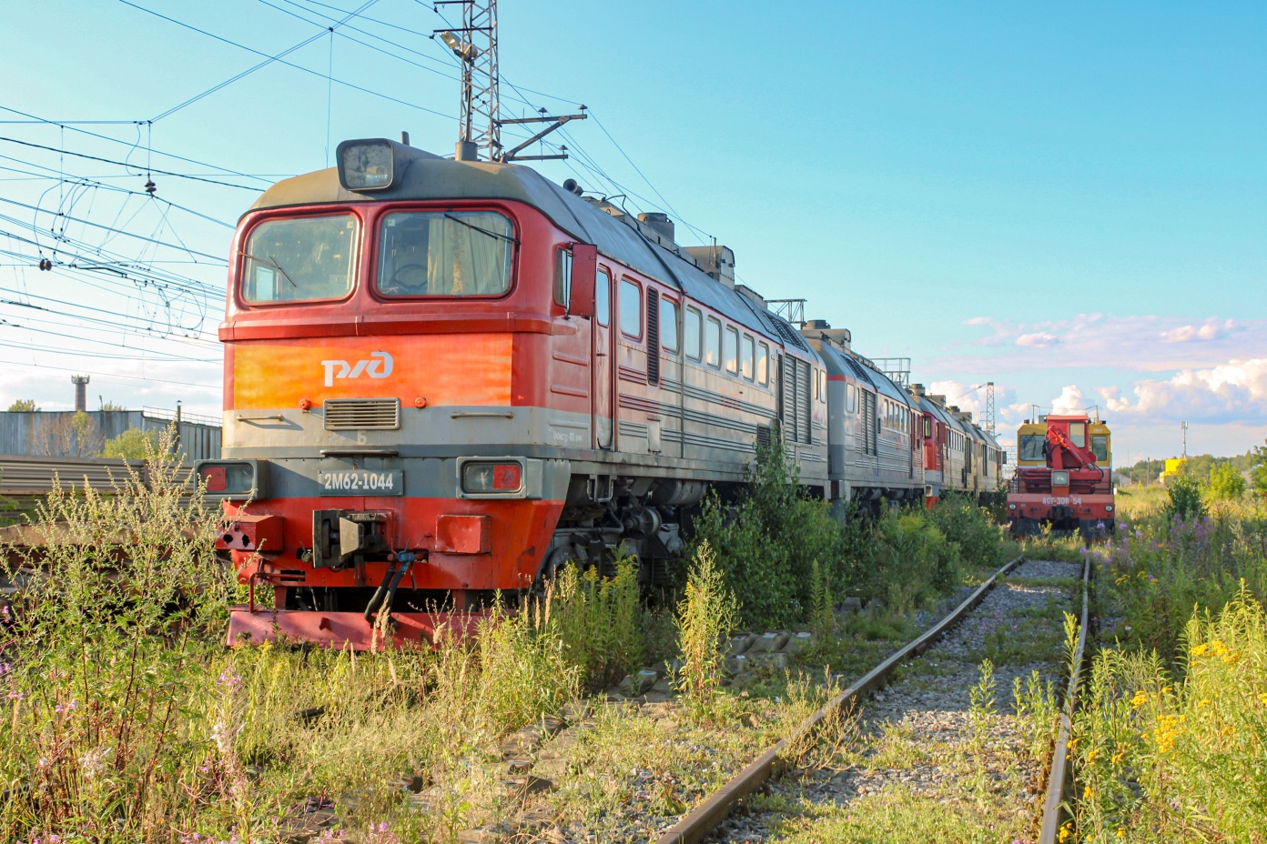 2М62-1044