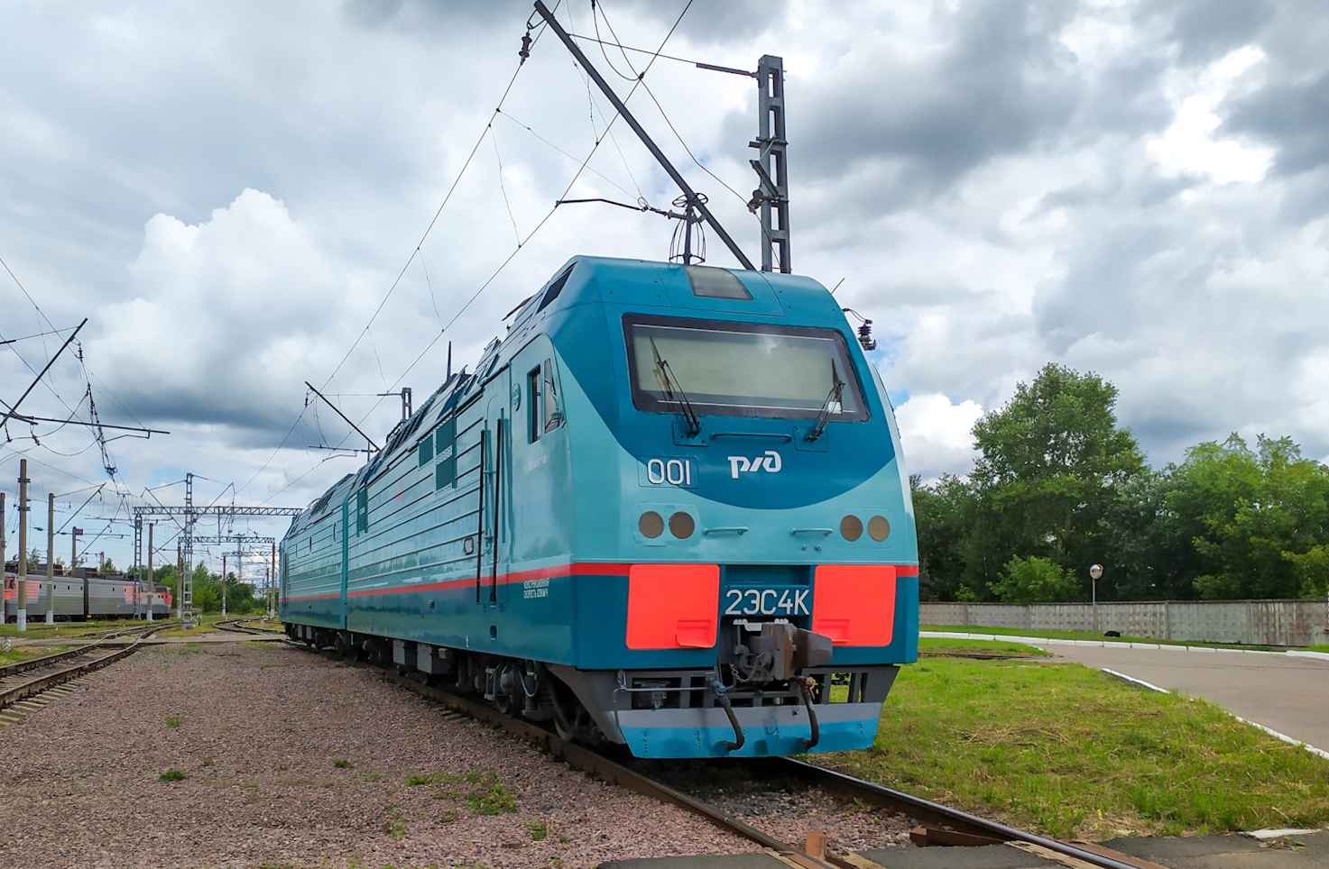 2ЭС4К-001