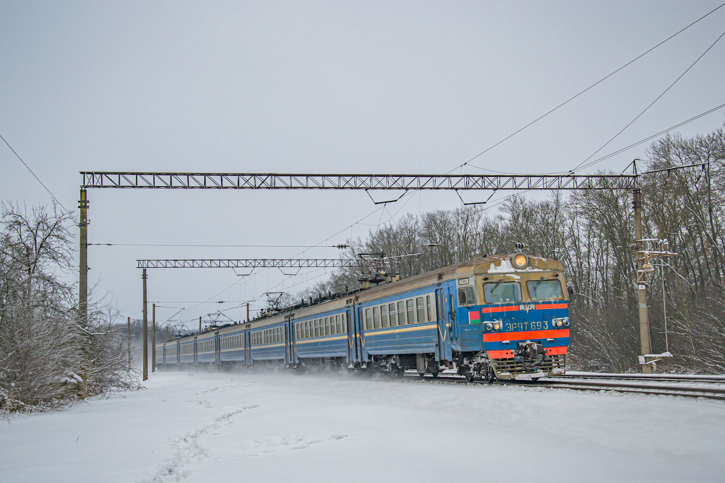 ЭР9Т-693