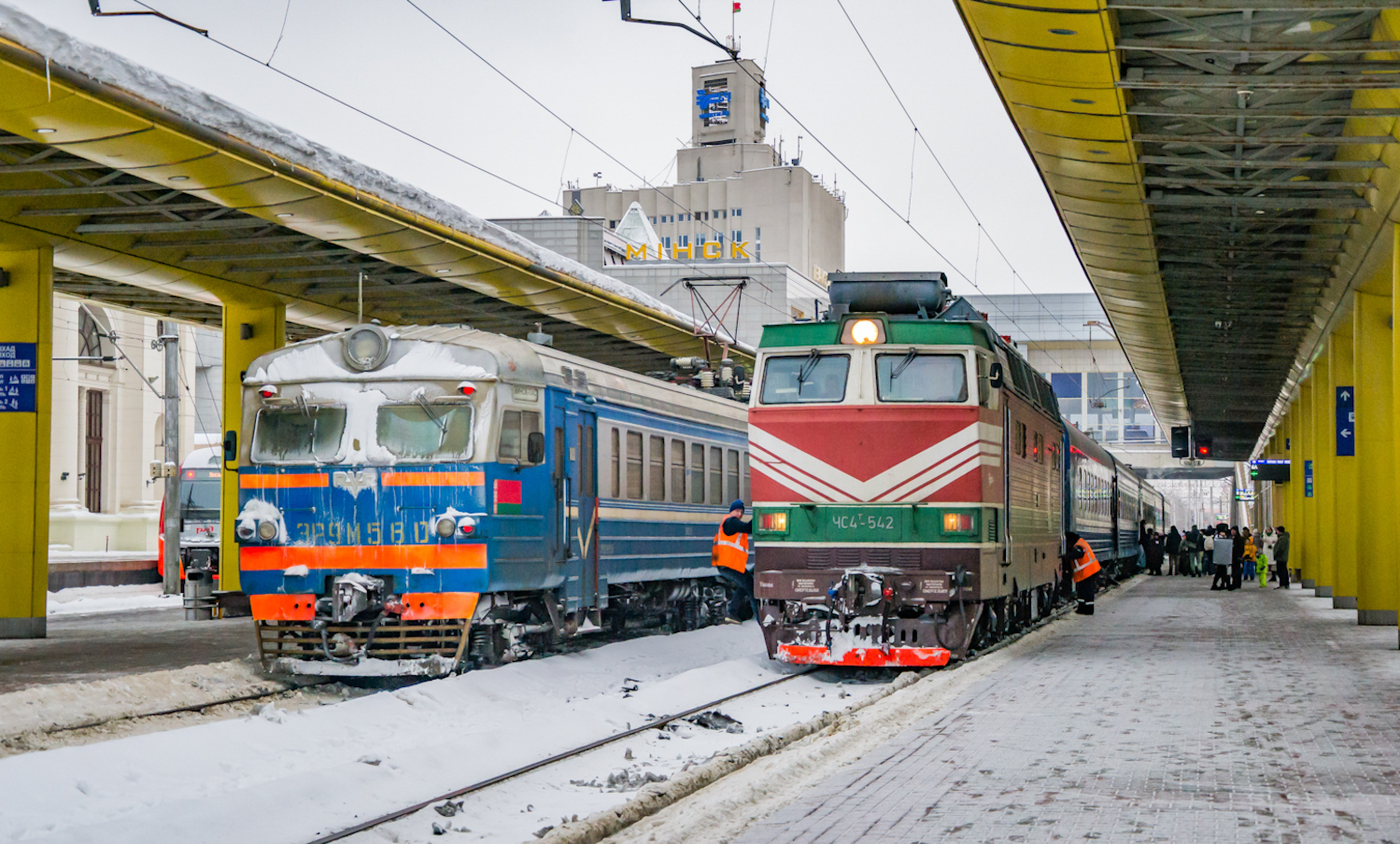 ЧС4Т-542