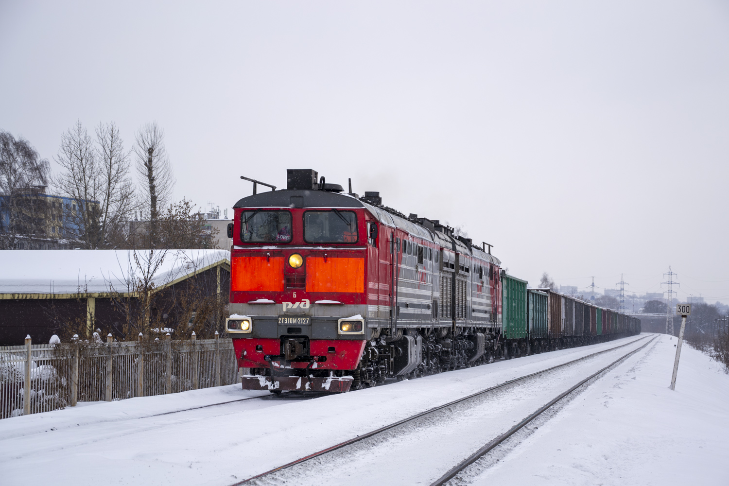 2ТЭ10М-2127
