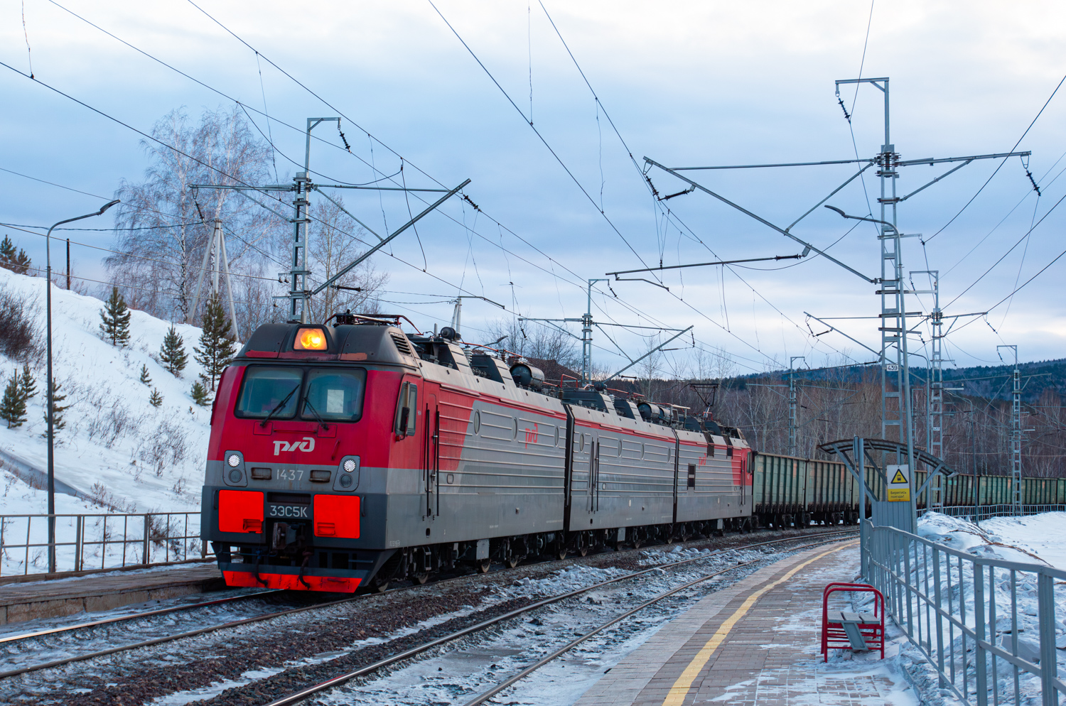 3ЭС5К-1437