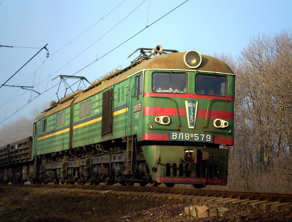 ВЛ8М-579