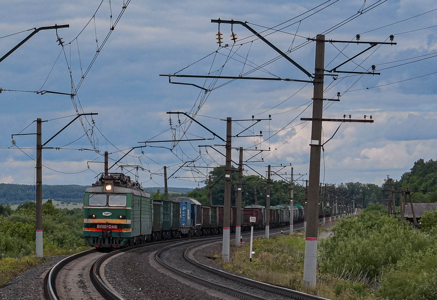ВЛ10УК-046