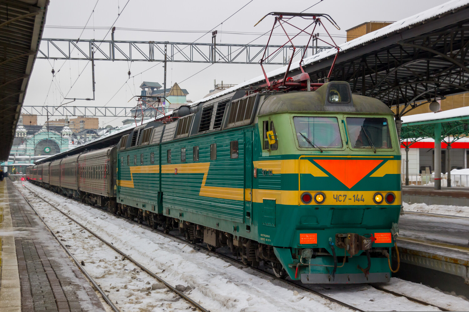 ЧС7-144