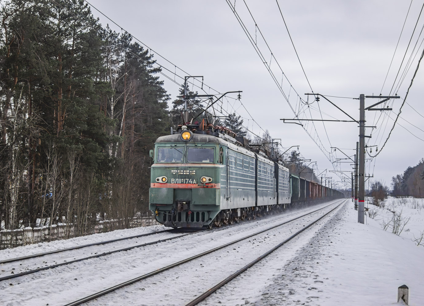 ВЛ11М-174