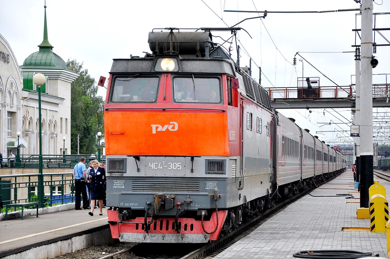 ЧС4Т-305