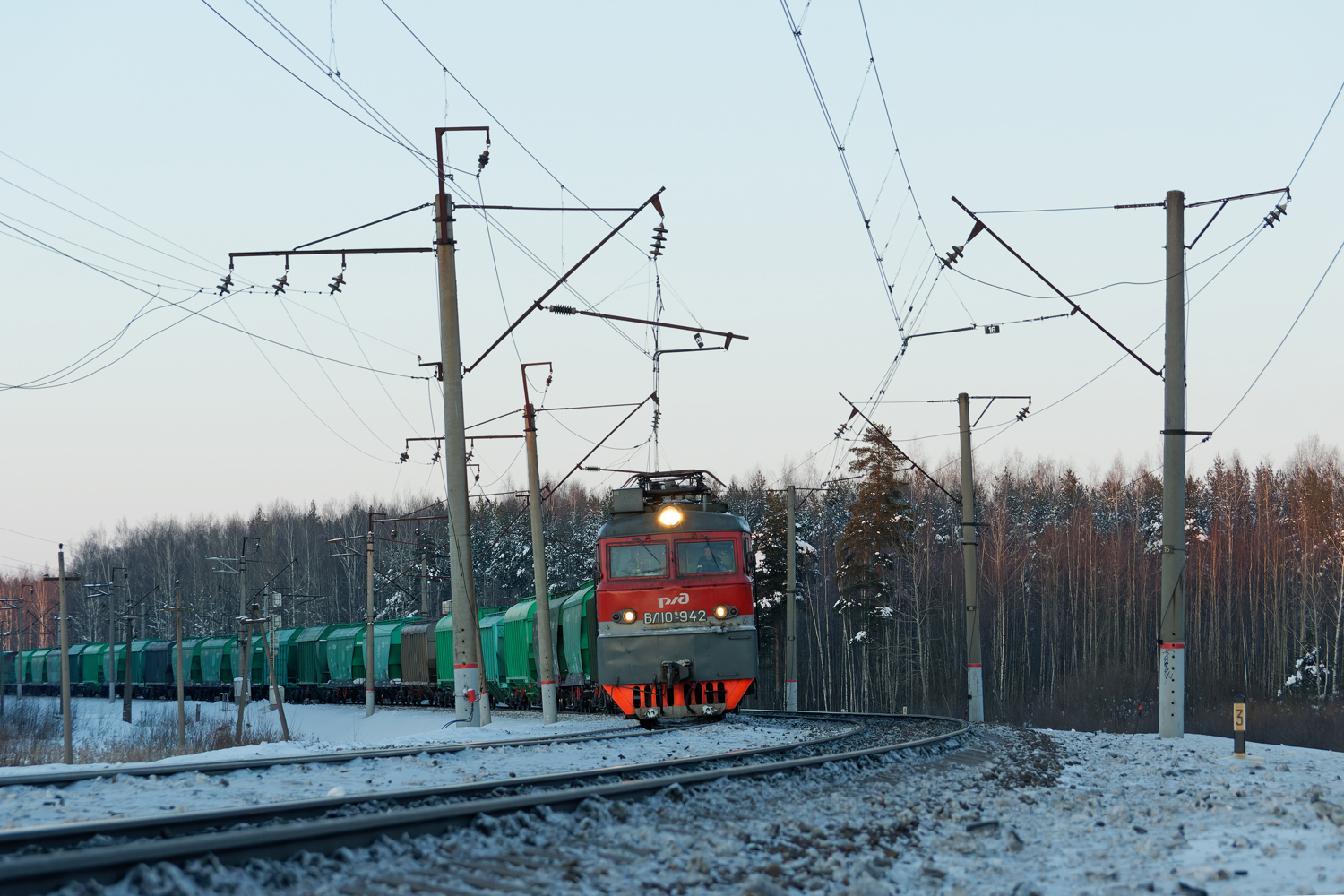 ВЛ10У-942