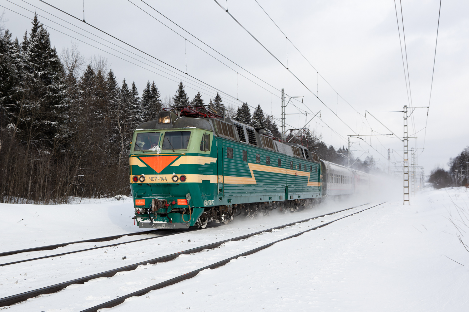 ЧС7-144