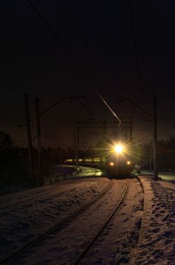 889 КБ