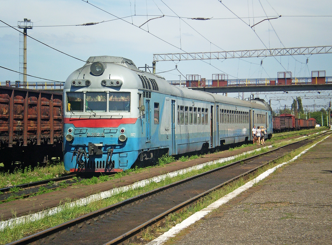 Д1-702