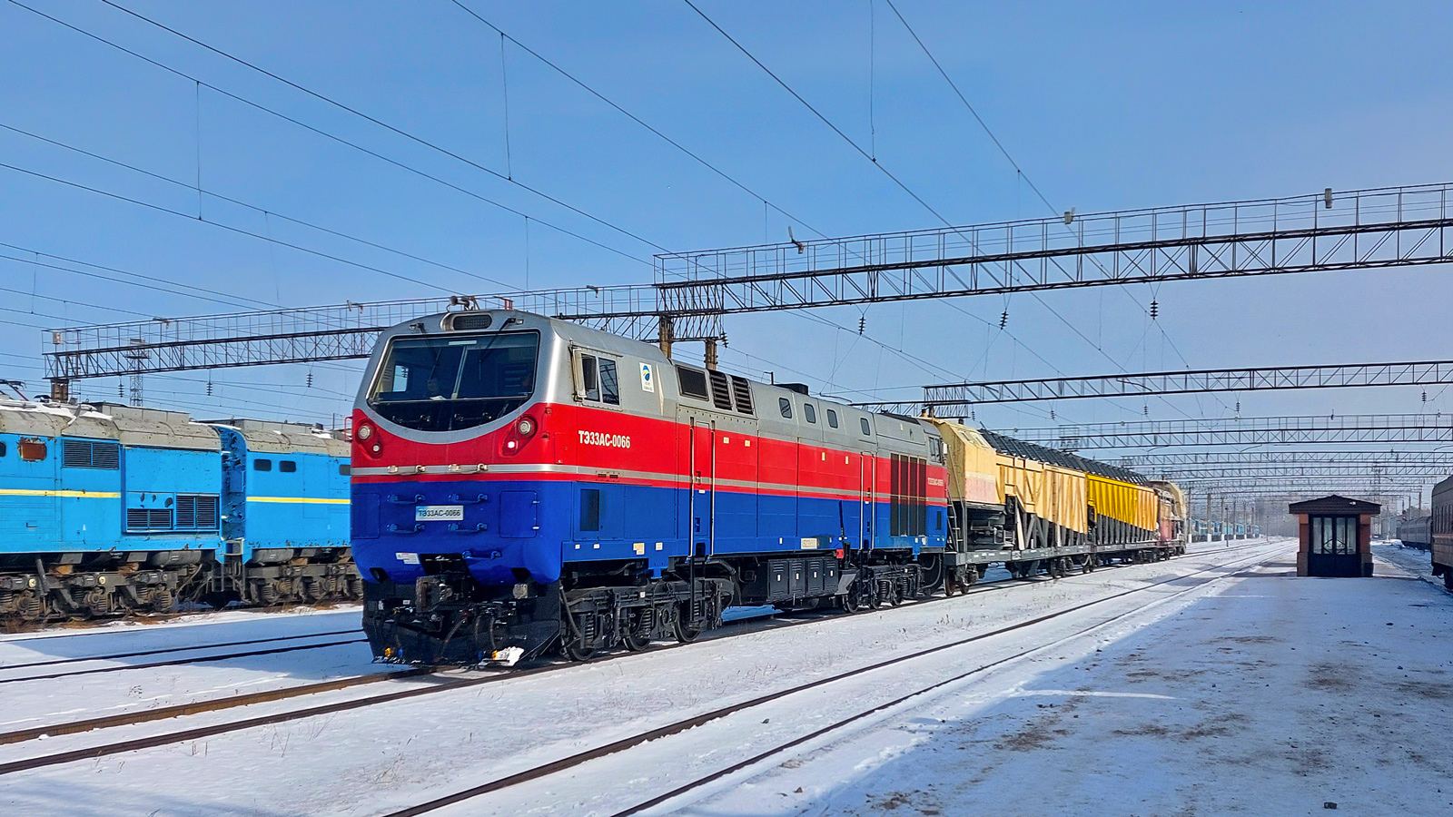 ТЭ33АС-0066; СМ2