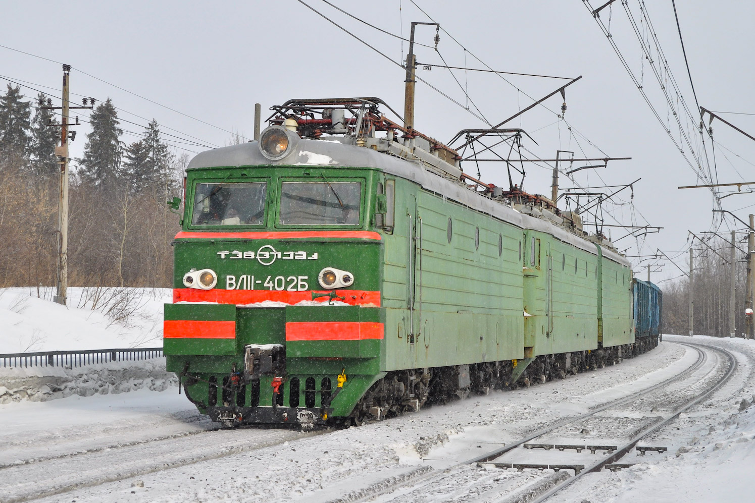 ВЛ11-402