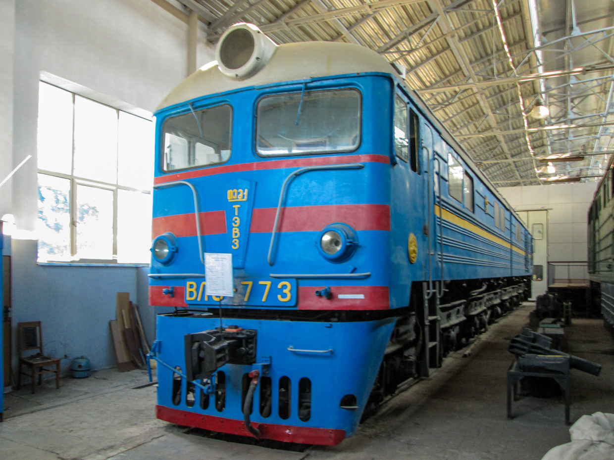 ВЛ8-773