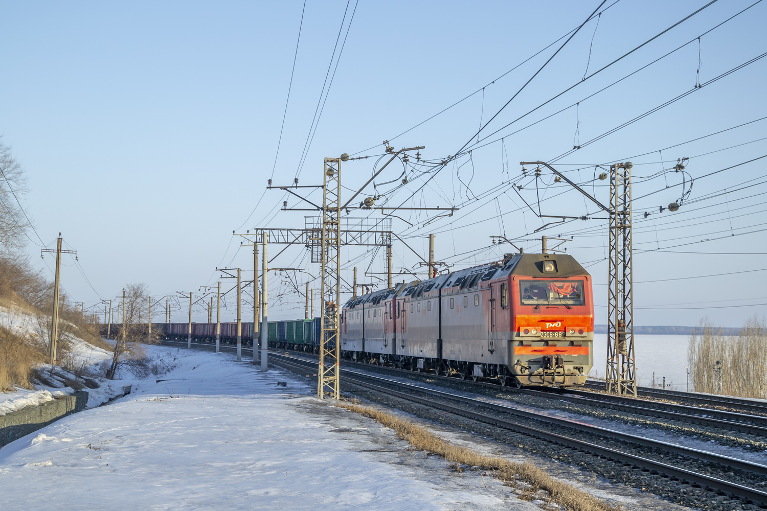 2ЭС6-682