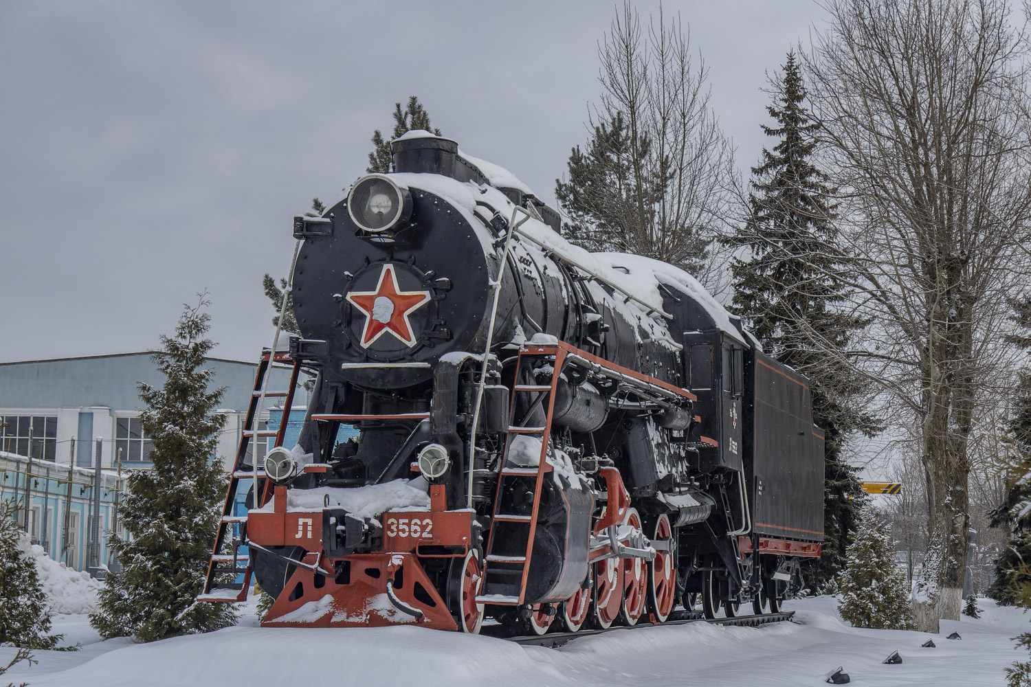 Л-3562