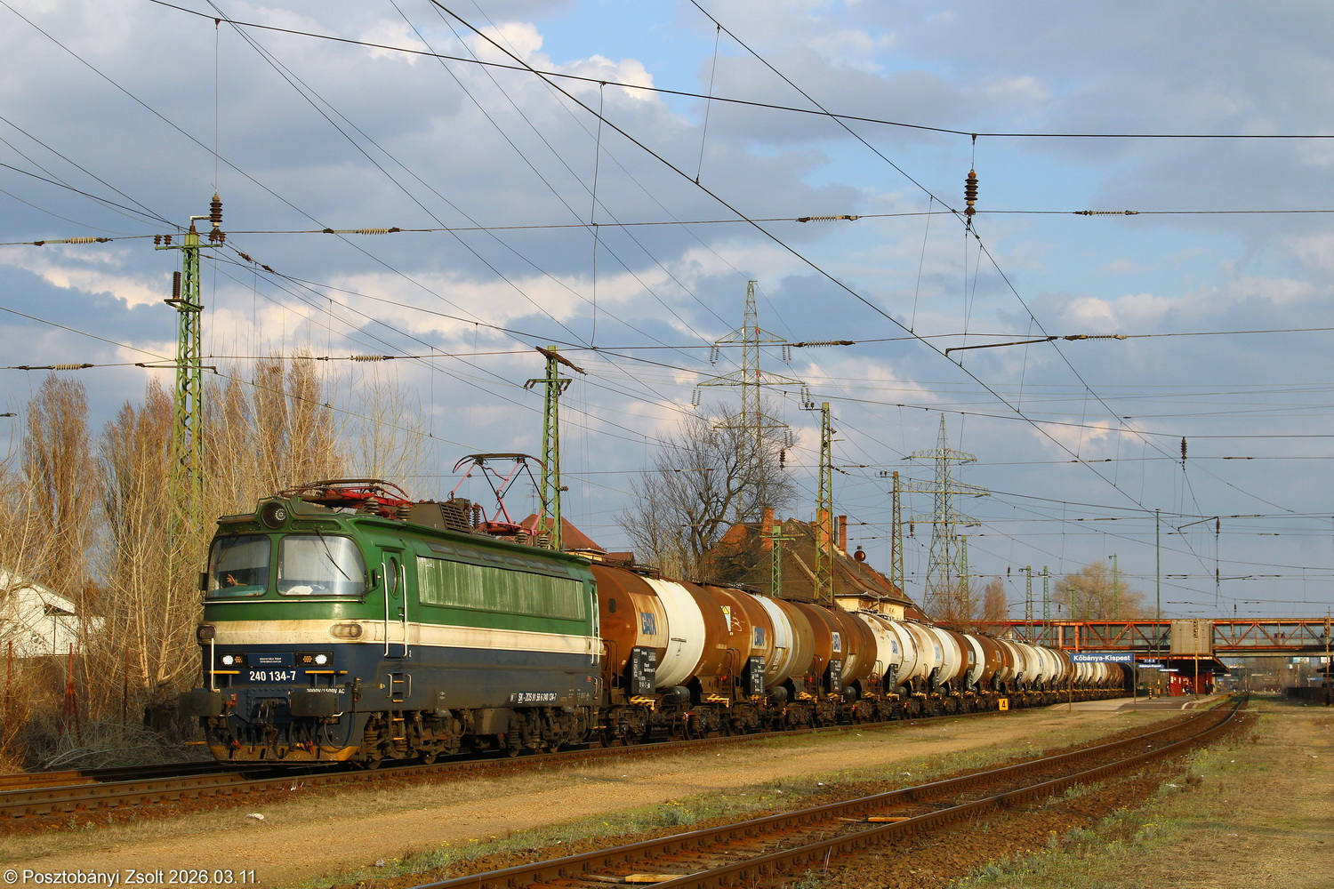 240 134-7