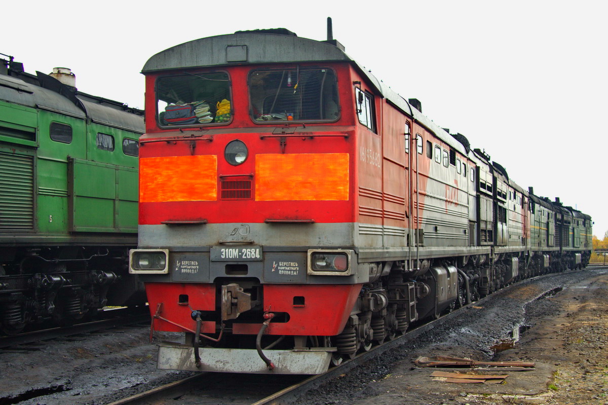 2ТЭ10М-2684