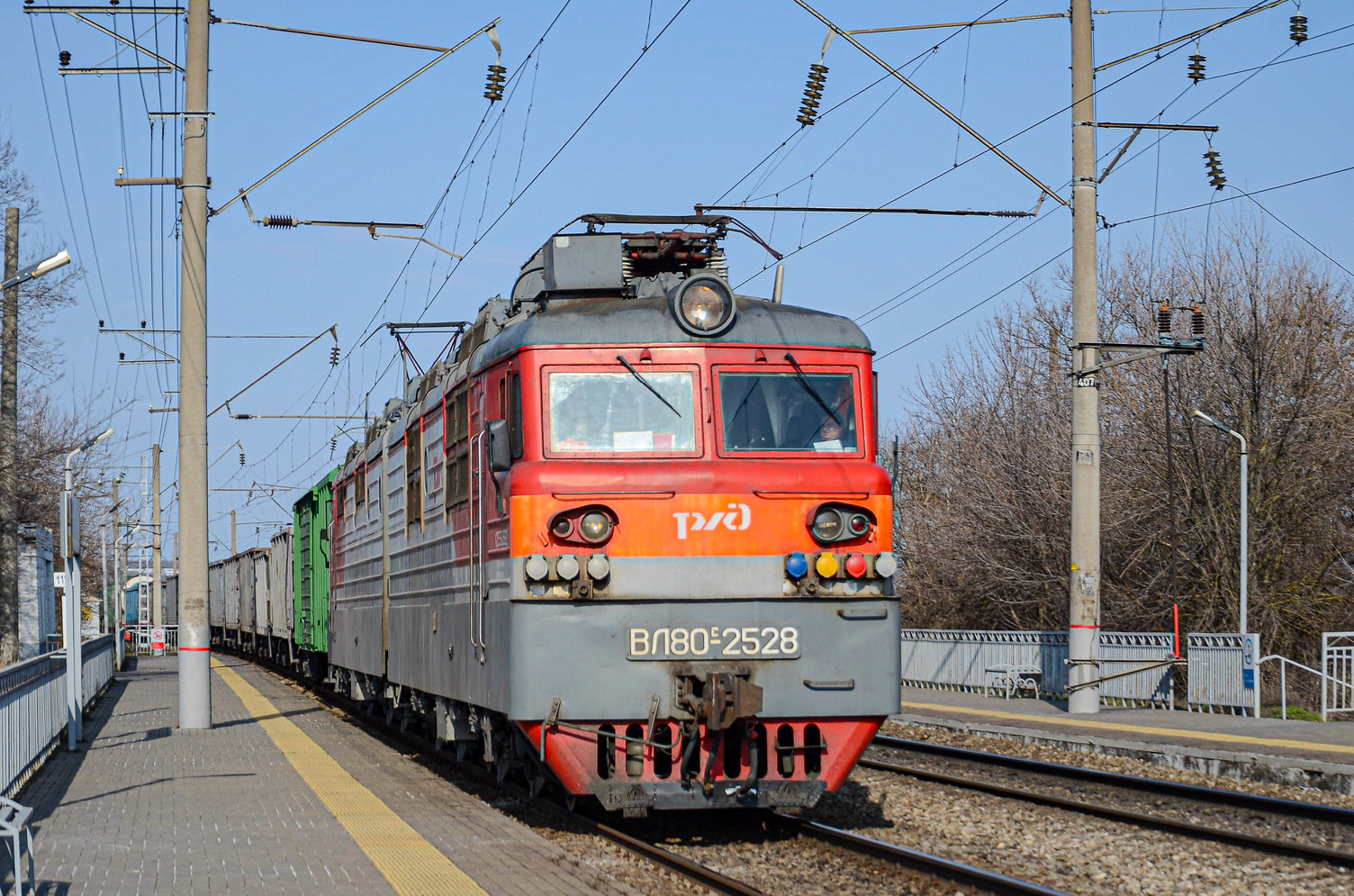 ВЛ80С-2528