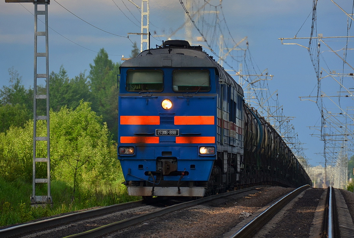 2ТЭ116-898
