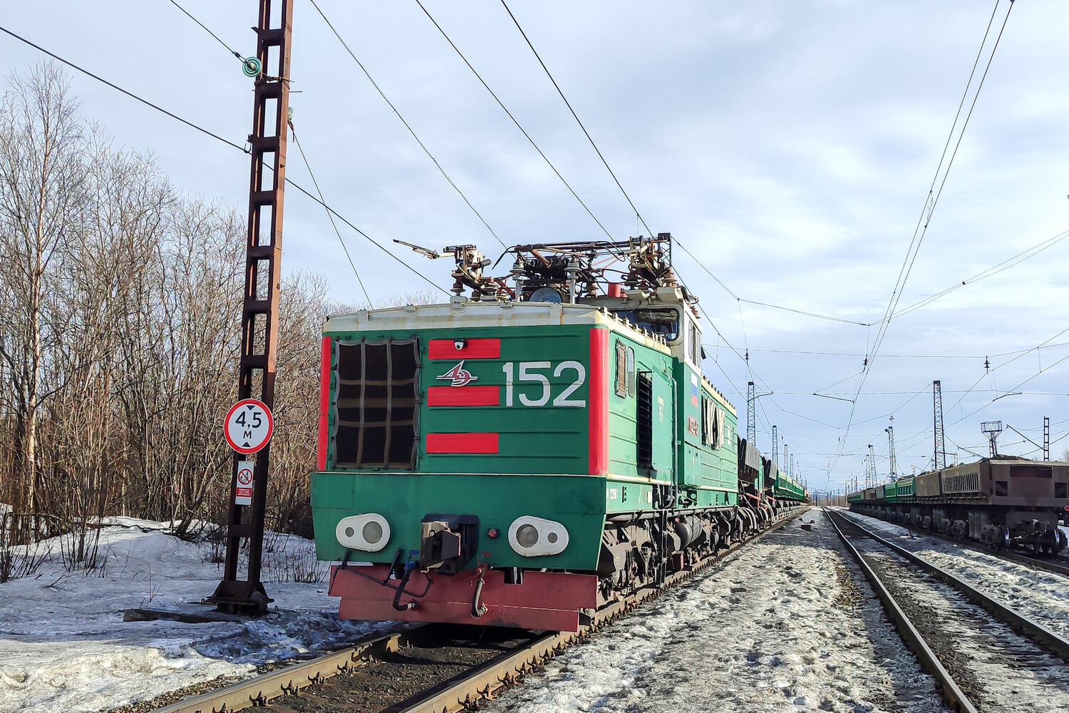 ПЭ2У-152