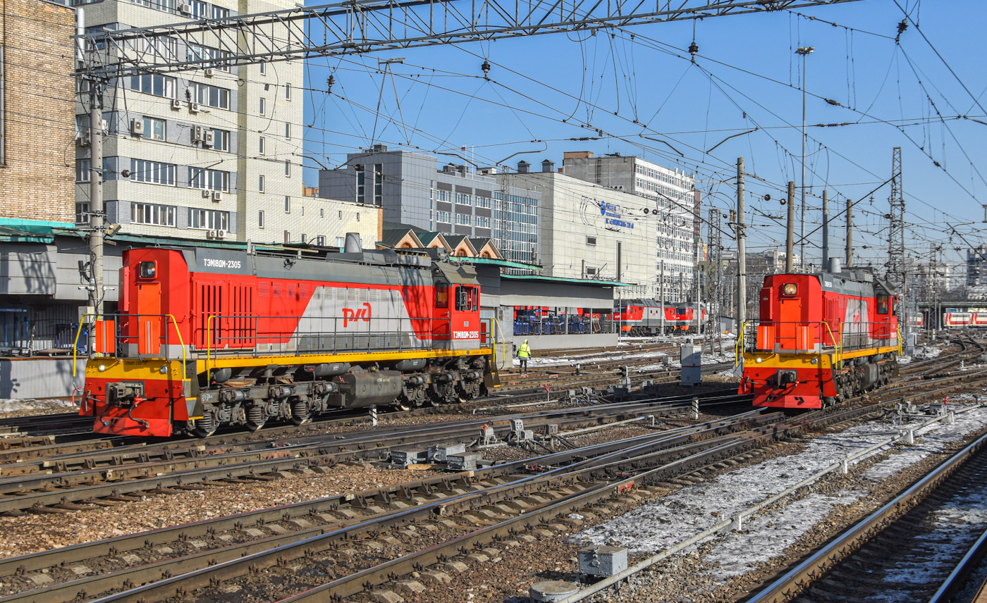 ТЭМ18ДМ-2305; ТЭМ18ДМ-2304